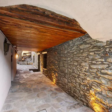 Le Bourg Charmant - Soleil D'Ete Arvier Exterior photo